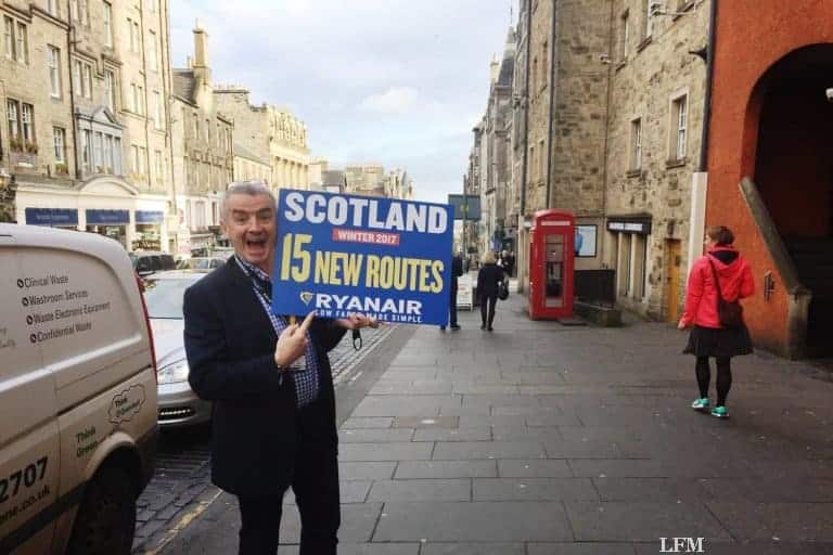 Ryanair steuert Warschau und Edinburgh an