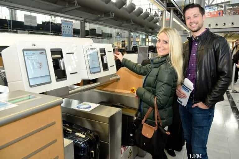 Self Bag Drop am Flughafen Stuttgart