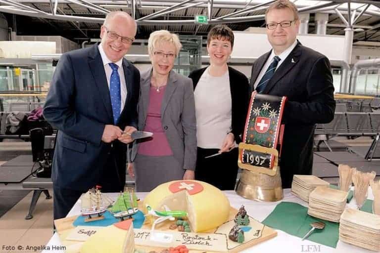 Rostock für Kreuzfahrt-Reisende ab Zürich und Wien