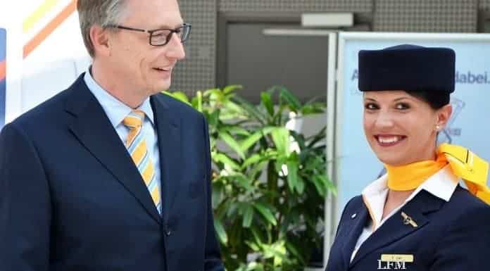 iPad für Flugbegleiter: Lufthansa digitalisiert mit „crewFlight“