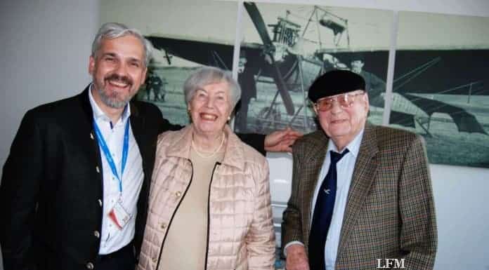 Pilot am Flughafen Memmingen 80 Jahre nach erster Landung