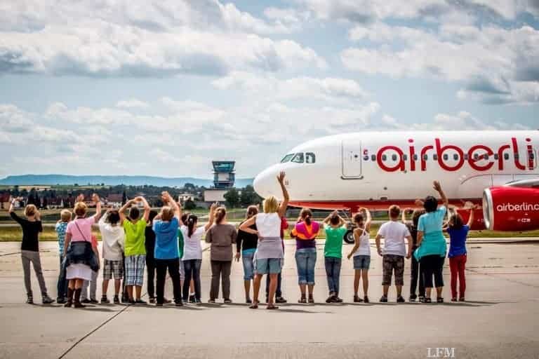 Ferienführungen am Stuttgart Airport – Kinderfest im August