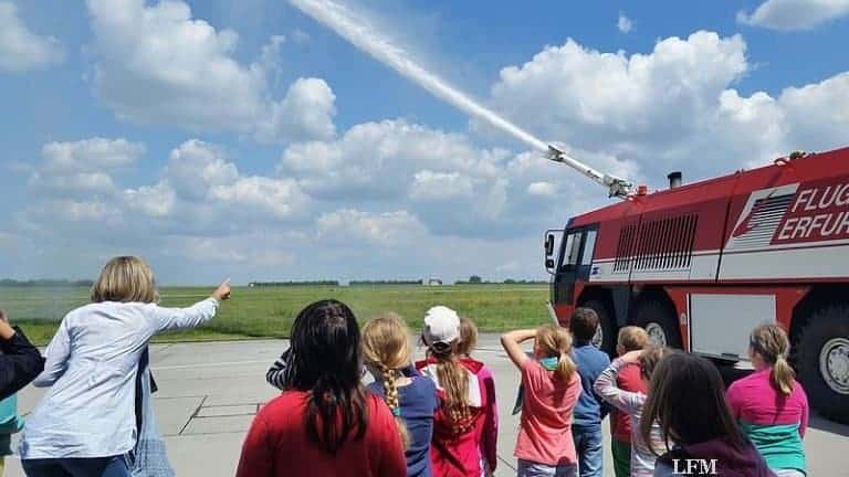 Flughafen Erfurt-Weimar lotste bei Hitze übers Vorfeld