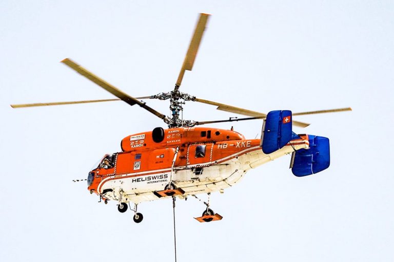 Kamov Ka-32 Heli live im Einsatz am Airport MUC