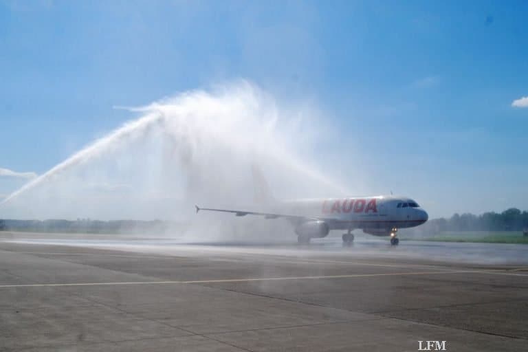 A320 von Laudamotion: Erstflug nach Friedrichshafen