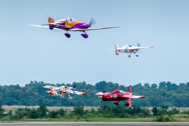 Air Race E und Airbus: Erste Teams fürs Flugrennen