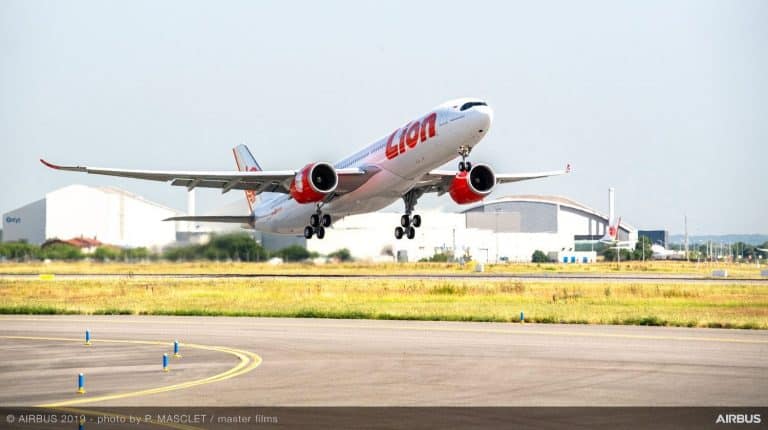 Lion Air least ihren ersten Airbus A330neo
