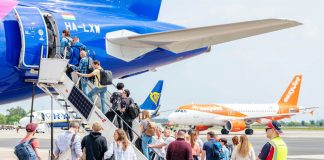 Flughäfen Berlin ziehen Millionen-Bilanz zum Ferienende