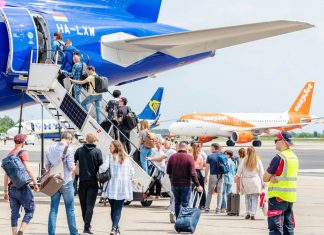Flughäfen Berlin ziehen Millionen-Bilanz zum Ferienende