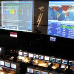 EDRS-Kontrollraum im GSOC: Das Deutsche Raumfahrtkontrollzentrum (GSOC) in Oberpfaffenhofen ist für die Steuerung der Nutzlasten in EDRS, die Kontrolle des Satelliten EDRS-C und den Betrieb der Empfangsstationen verantwortlich.