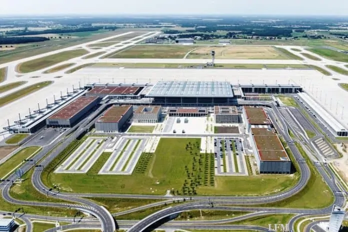 FBB: Gesellschafter Rainer Bretschneider zu aktuellen Themen am Flughafen BER