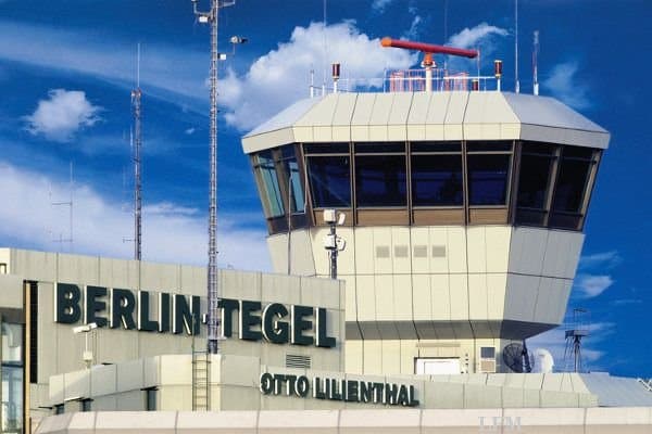 Tower am Flughafen Berlin-Tegel