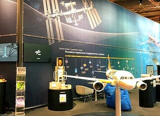 Stand des DLR auf der MAKS