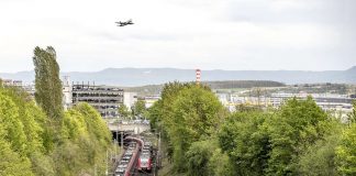Autofreier Sonntag: Gratis ÖPNV zum Flughafen Stuttgart