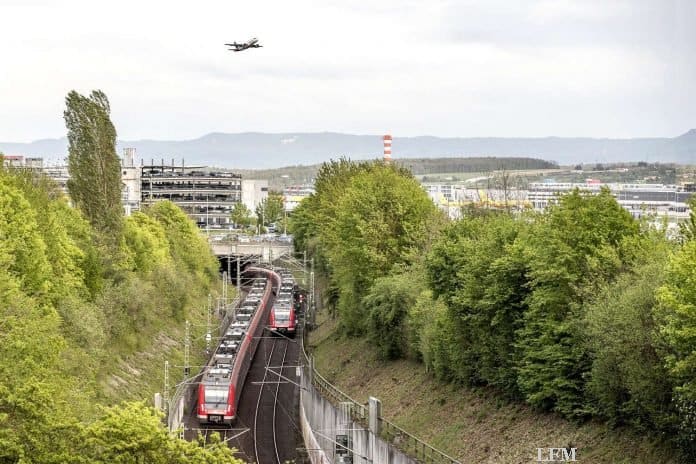 Autofreier Sonntag: Gratis ÖPNV zum Flughafen Stuttgart