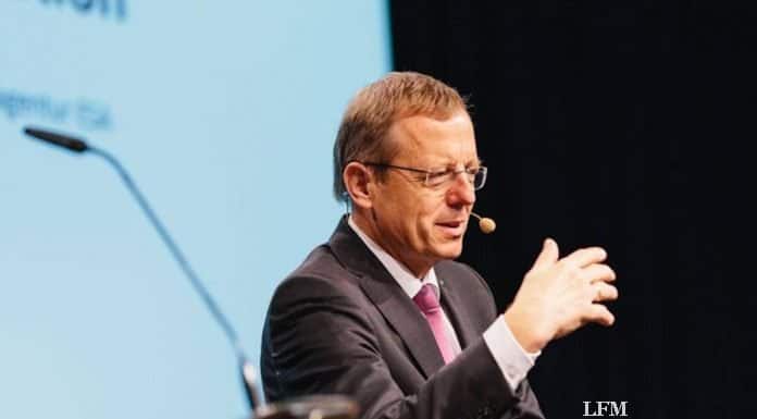 Raumfahrt: Zukunft, Europa, Investitionen und Benefits Generaldirektor der Europäischen Weltraumorganisation ESA, Prof. Dr. Johann-Dietrich Wörner