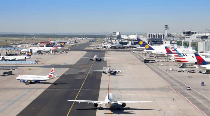 Fraport: ILS-Vermessungsflüge terminiert Fraport Vorfeld mit Taxiway