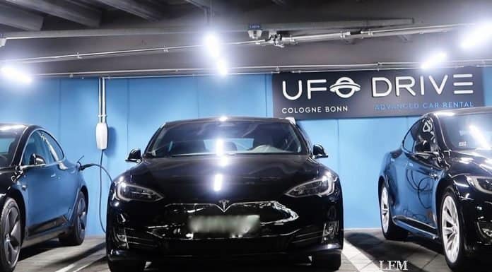 UFODRIVE vermietet Tesla Limousinen am Köln Bonn Airport UFODRIVE vermietet Tesla Limousinen am Köln Bonn Airport