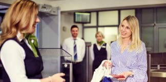 Flugreisewelle am Paderborn-Lippstadt Airport