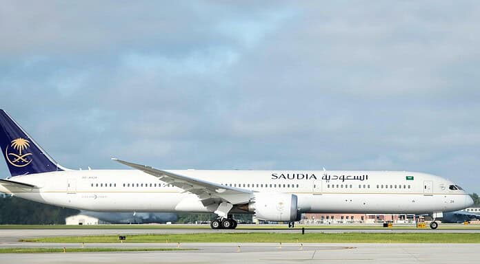 SAUDIA fliegt erstmals Boeing 787-10 Dreamliner Saudi Arabian Airlines fliegt erstmals Boeing 787-10 Dreamliner