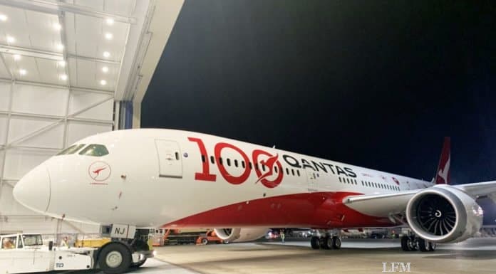 Qantas erhält Boeing 787 Dreamliner mit Sondermotiv Qantas erhält Boeing 787 Dreamliner mit Sondermotiv