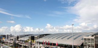 Gefahrenkoffer blockiert Gepäck am Hamburg Airport