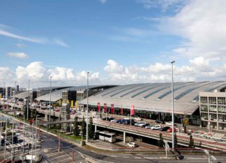 Gefahrenkoffer blockiert Gepäck am Hamburg Airport