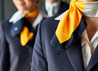 Lufthansa Kabinenmitarbeiterinnen