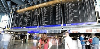 Flugterminal am Flughafen Frankfurt