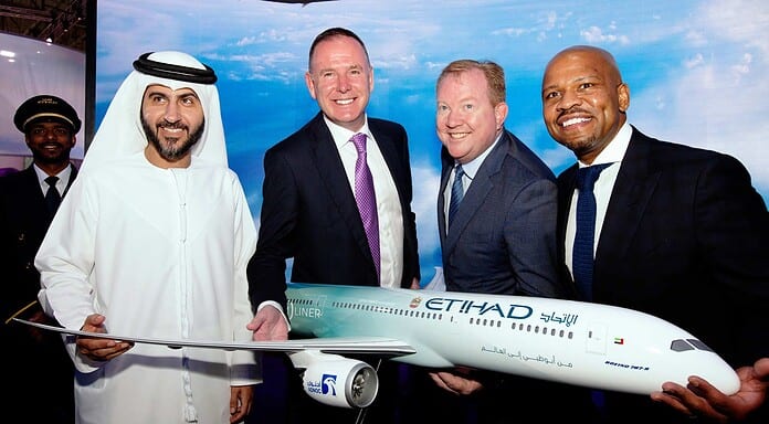 Dreamliner für Egyptair und 787-Testflugzeug für Etihad Ein extra gekennzeichneter Dreamliner soll als fliegendes Labor dienen und ab nächstem Jahr in regulären Passagierflügen von Etihad Airways eingesetzt werden.