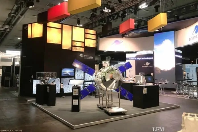 Das Deutsche Zentrum für Luft- und Raumfahrt (DLR) hat auf der SpaceTech Expo vom 19. bis zum 21. November 2019 in Bremen einen Stand mit Exponaten in Halle 5.