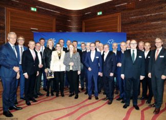 Flughafen-Chefs: Falsche Zeit für Regulierungen