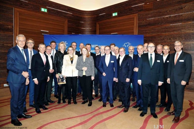 Flughafen-Chefs: Falsche Zeit für Regulierungen