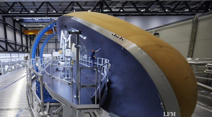 Ariane fliegt erneut mit RUAG Space Technologie ins All Herstellung von Ariane 5-Nutzlastverkleidungen in Emmen