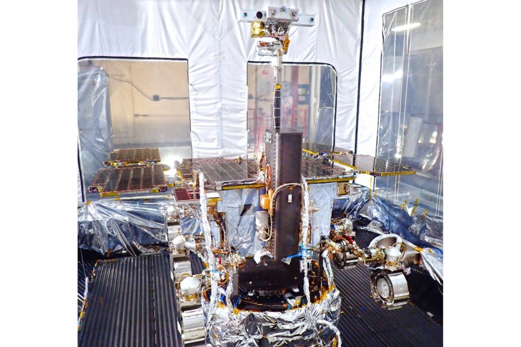 Marsfahrzeug ExoMars 18 Tage im Vakuum-Test