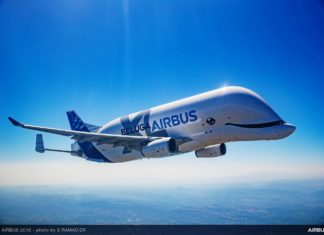 Airbus setzt ersten Riesentransporter BelugaXL ein