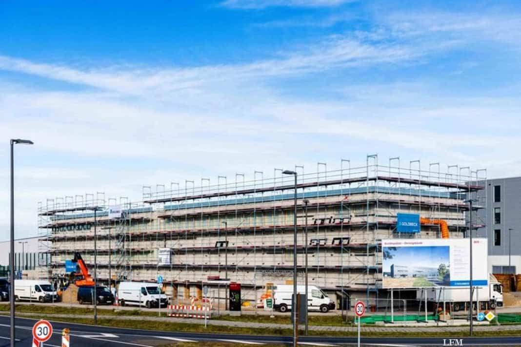 Flughafen BER: Richtfest für das neue Dienstgebäude der Bundespolizei
