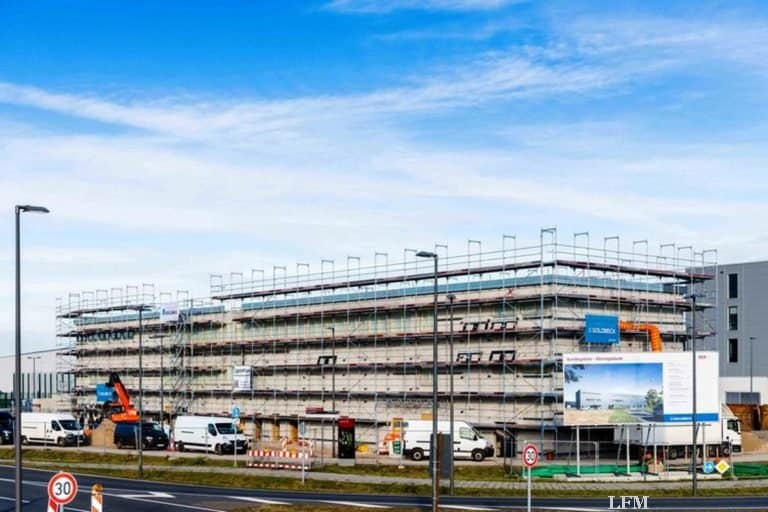 Flughafen BER: Richtfest für das neue Dienstgebäude der Bundespolizei