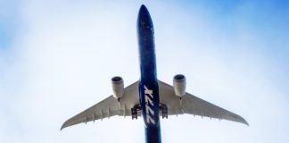 Boeing 777X beim Erstflug: 777-9 über Washington