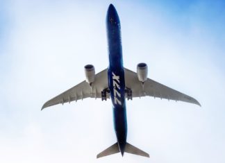 Boeing 777X beim Erstflug: 777-9 über Washington