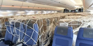 Am Airport landen täglich zwei Lufthansa Airbus A350 mit Schutzausrüstung aus China.