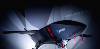 Loyal Wingman von Boeing feiert Rollout in Australien