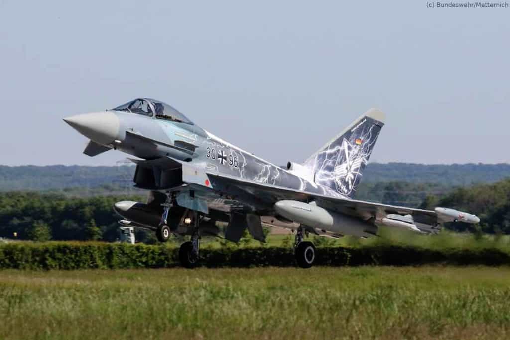 Eurofighter fliegt mit Sonderfolierung "Sword of Boelcke"