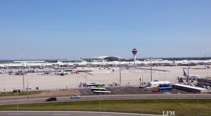 Flughafen München: Passagierbetrieb nur mit Mundschutz