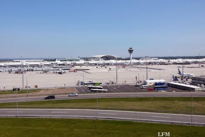 Flughafen München: Passagierbetrieb nur mit Mundschutz