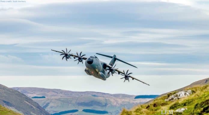 Airbus A400M beherrscht automatischen Tiefflug