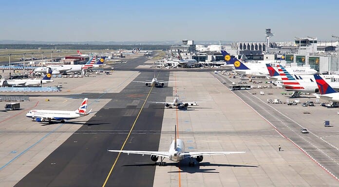 Corona: Quarantäne für Flugpassagiere wie neuer Lockdown Corona: Quarantäne für Flugpassagiere wie neuer Lockdown