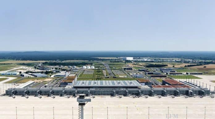BER blickt auf Eröffnung – Letzter Blick auf Tegel