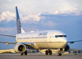 United Airlines Boeing 737 auf dem Taxiway