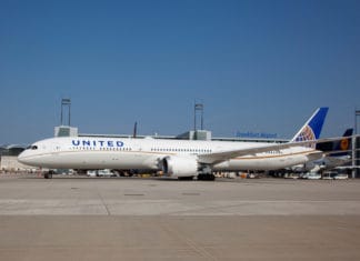 United Airlines B787-10 Dreamliner am Flughafen Frankfurt